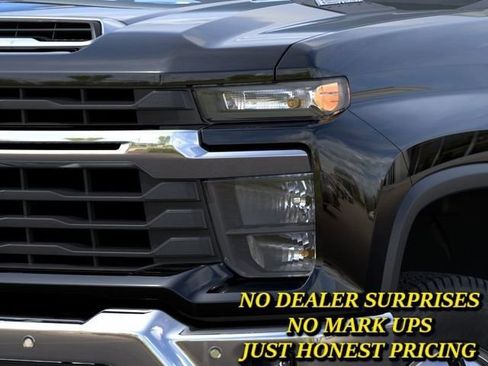 New 2026 Chevrolet Silverado 3500 LT AWD/4WD image 10