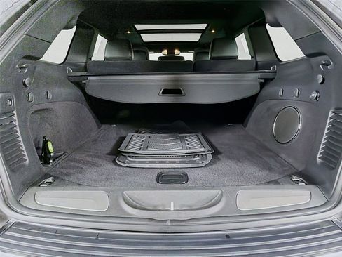 Used 2019 Jeep Grand Cherokee Limited w/ Luxury Group II image 25