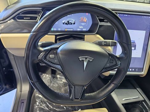 Used 2016 Tesla Model X 90D AWD/4WD image 14