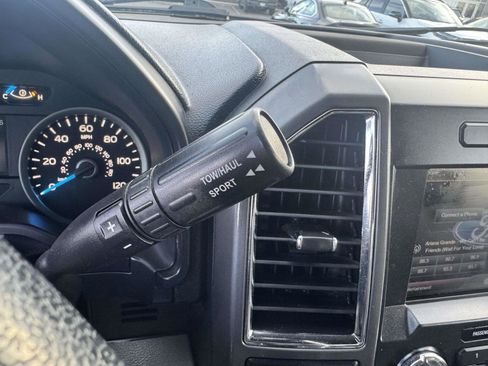 Used 2015 Ford F150 XLT w/ Equipment Group 302A Luxury image 28