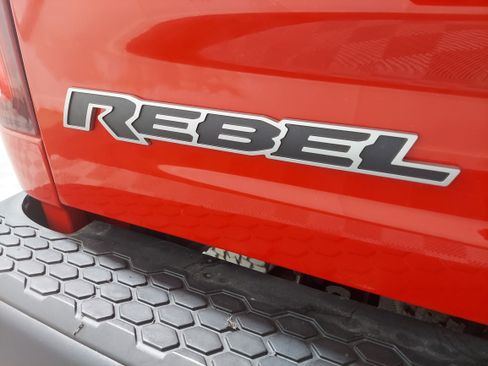 Used 2018 RAM 1500 Rebel w/ Luxury Group image 5