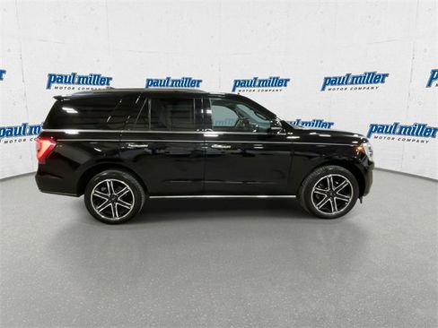 Used 2019 Ford Expedition Limited w/ Special Edition Package image 12