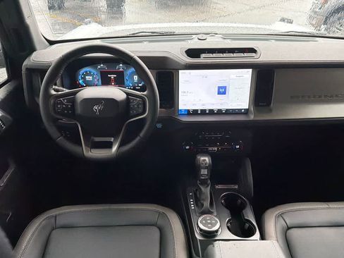 New 2026 Ford Bronco Outer Banks w/ Sasquatch Package AWD/4WD image 19