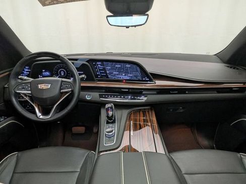 Certified 2024 Cadillac Escalade Premium Luxury w/ Performance Package AWD/4WD image 24