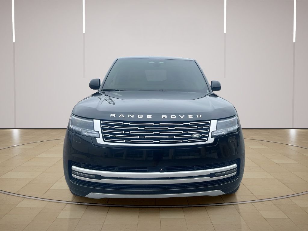 Used 2025 Land Rover Range Rover Long Wheelbase Autobiography AWD/4WD image 10