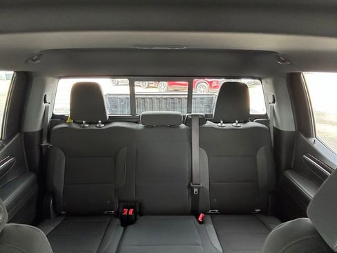 Used 2024 Chevrolet Silverado 1500 LT AWD/4WD image 26