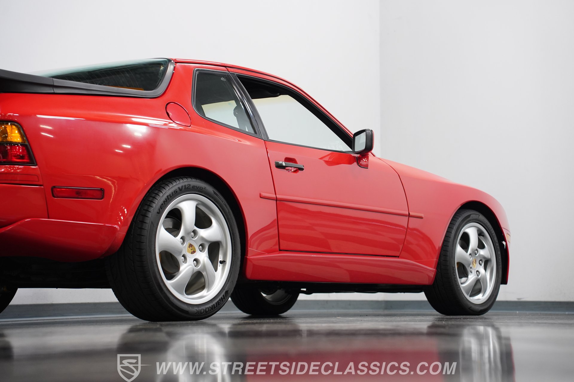 Used 1987 Porsche 944 Coupe RWD image 27