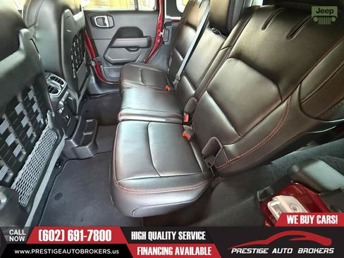 Used 2021 Jeep Wrangler Unlimited Rubicon AWD/4WD image 26