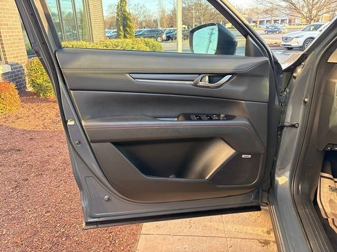 Used 2023 MAZDA CX-5 Carbon Edition image 18