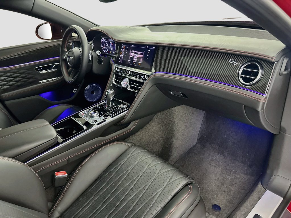 Used 2022 Bentley Flying Spur V8 AWD/4WD image 32