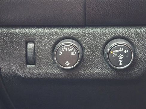 Used 2019 Chevrolet Colorado ZR2 AWD/4WD image 22
