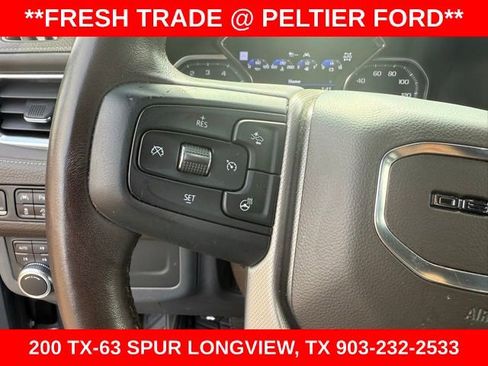 Used 2021 GMC Yukon XL Denali w/ Denali Premium Package image 13