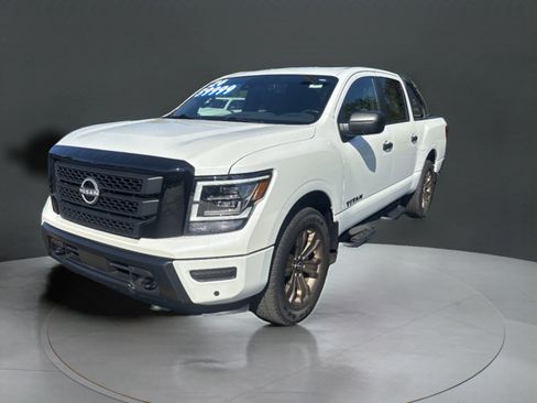 Used 2024 Nissan Titan SV w/ SV Bronze Edition Package image 63