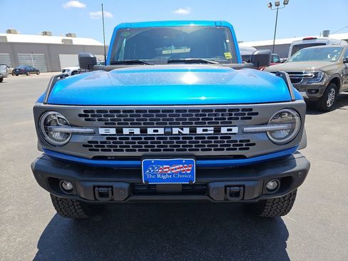 New 2026 Ford Bronco Badlands AWD/4WD image 3