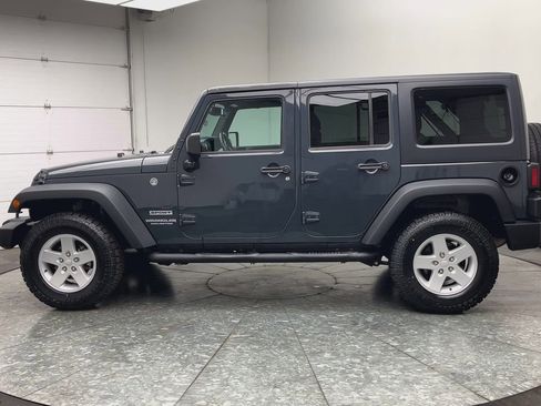 Used 2017 Jeep Wrangler Unlimited Sport w/ Quick Order Package 24S image 31