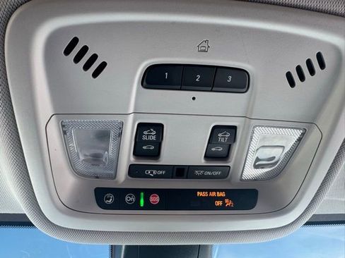 Used 2021 Chevrolet Traverse High Country w/ LPO, Floor Liner Package image 31