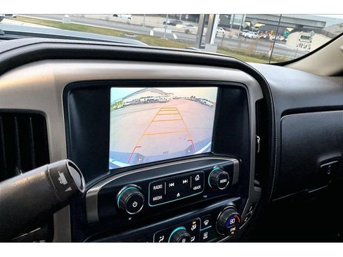 Used 2017 GMC Sierra 3500 Denali w/ Duramax Plus Package image 15