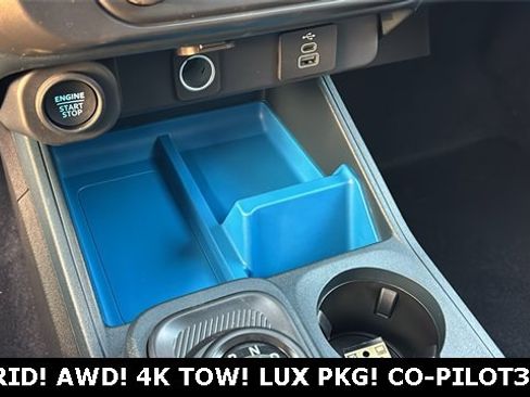 New 2025 Ford Maverick XLT w/ Equipment Group 301A image 17