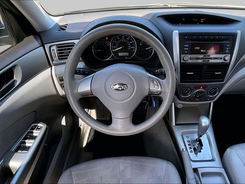 Used 2010 Subaru Forester 2.5X AWD/4WD image 5