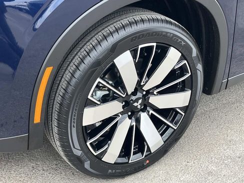 New 2026 Mitsubishi Outlander SE FWD image 9