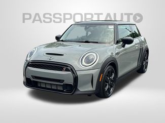 Used 2023 MINI Cooper S image 1