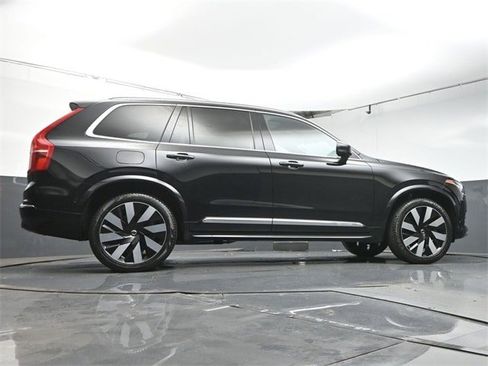 Certified 2023 Volvo XC90 T8 Ultimate w/ Protection Package Premier image 41
