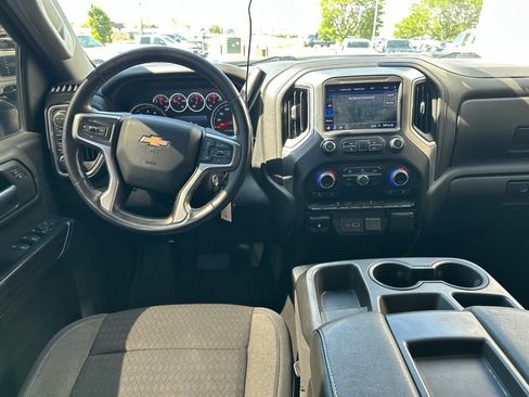 Used 2022 Chevrolet Silverado 2500 LT w/ Fleet Comfort Package AWD/4WD image 11