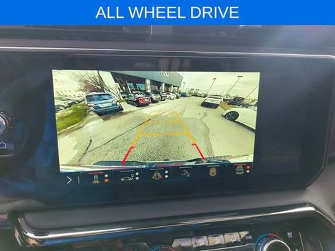 Used 2024 GMC Sierra 2500 AT4 w/ AT4 Premium Plus Package image 7