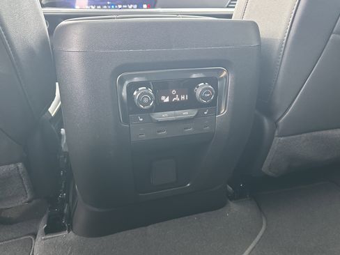 New 2026 Chevrolet Suburban Premier RWD image 25