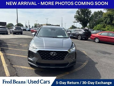 Used 2019 Hyundai Santa Fe SE AWD/4WD image 2