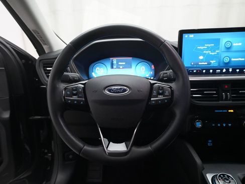 Used 2023 Ford Escape Active w/ Tech Pack #2 AWD/4WD image 4