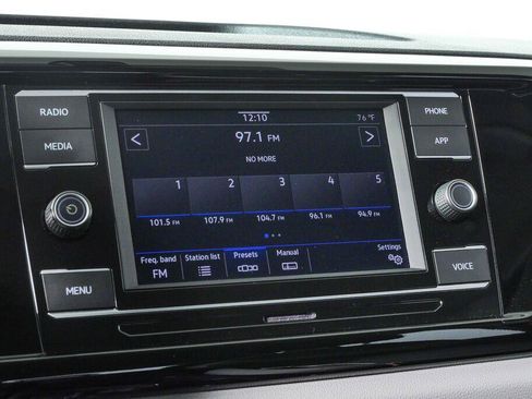 Certified 2023 Volkswagen Taos S FWD image 13