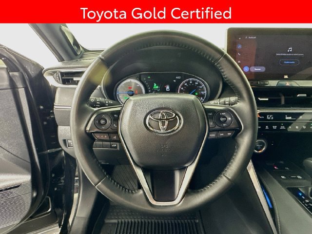Used 2024 Toyota Venza XLE AWD/4WD image 12