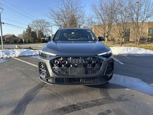New 2025 Audi SQ5 Premium Plus image 2