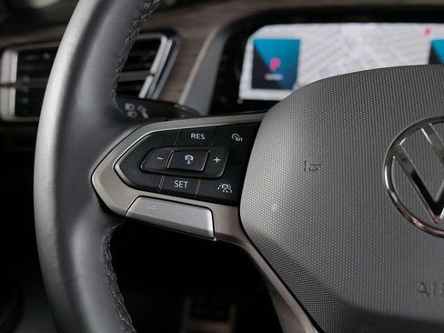 Used 2026 Volkswagen Atlas SEL Premium R-Line image 16