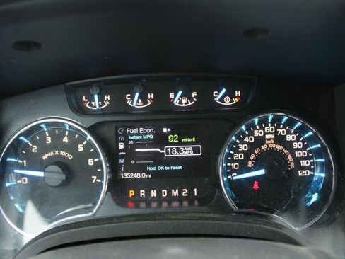 Used 2012 Ford F150 XLT w/ XLT Chrome Pkg image 26