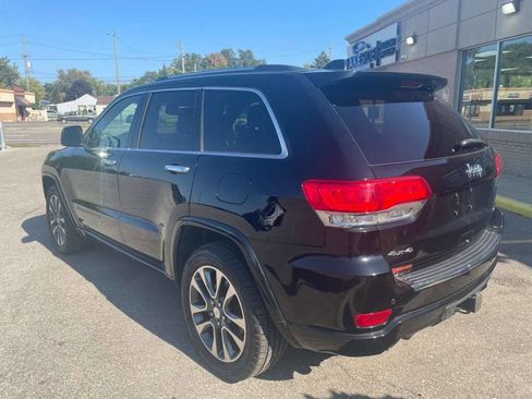 Used 2017 Jeep Grand Cherokee Overland image 6