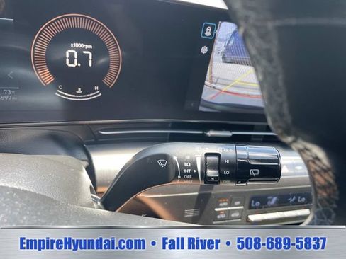 Used 2024 Hyundai Kona SEL AWD/4WD image 30