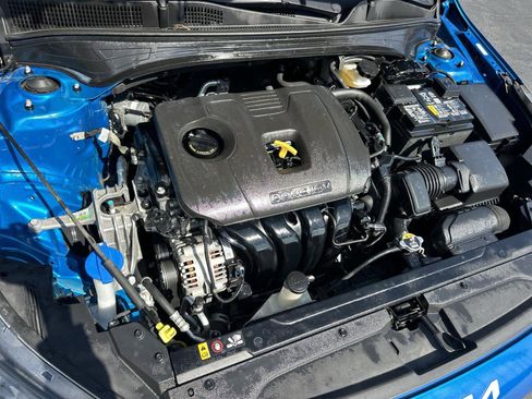 Used 2022 Kia Forte GT-Line w/ GT-Line Premium Package image 9