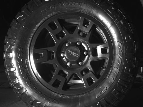 Used 2020 Toyota 4Runner TRD Off-Road Premium w/ Moonroof Package AWD/4WD image 12