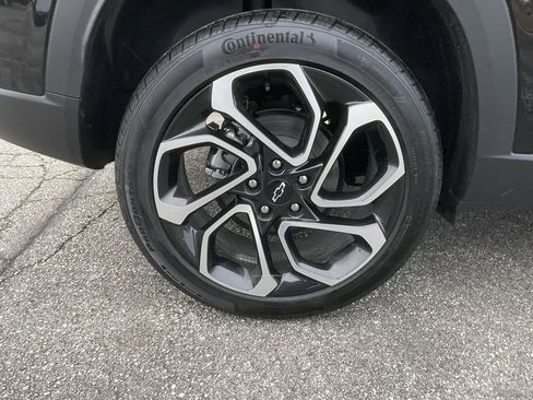 New 2026 Chevrolet Trax RS w/ Sunroof Package image 33