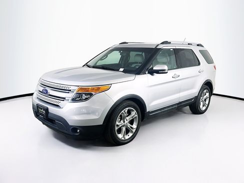 Used 2014 Ford Explorer Limited w/ Equipment Group 301A FWD image 3