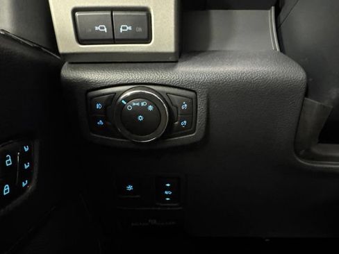 Certified 2022 Ford F250 Lariat w/ Lariat Ultimate Package AWD/4WD image 19