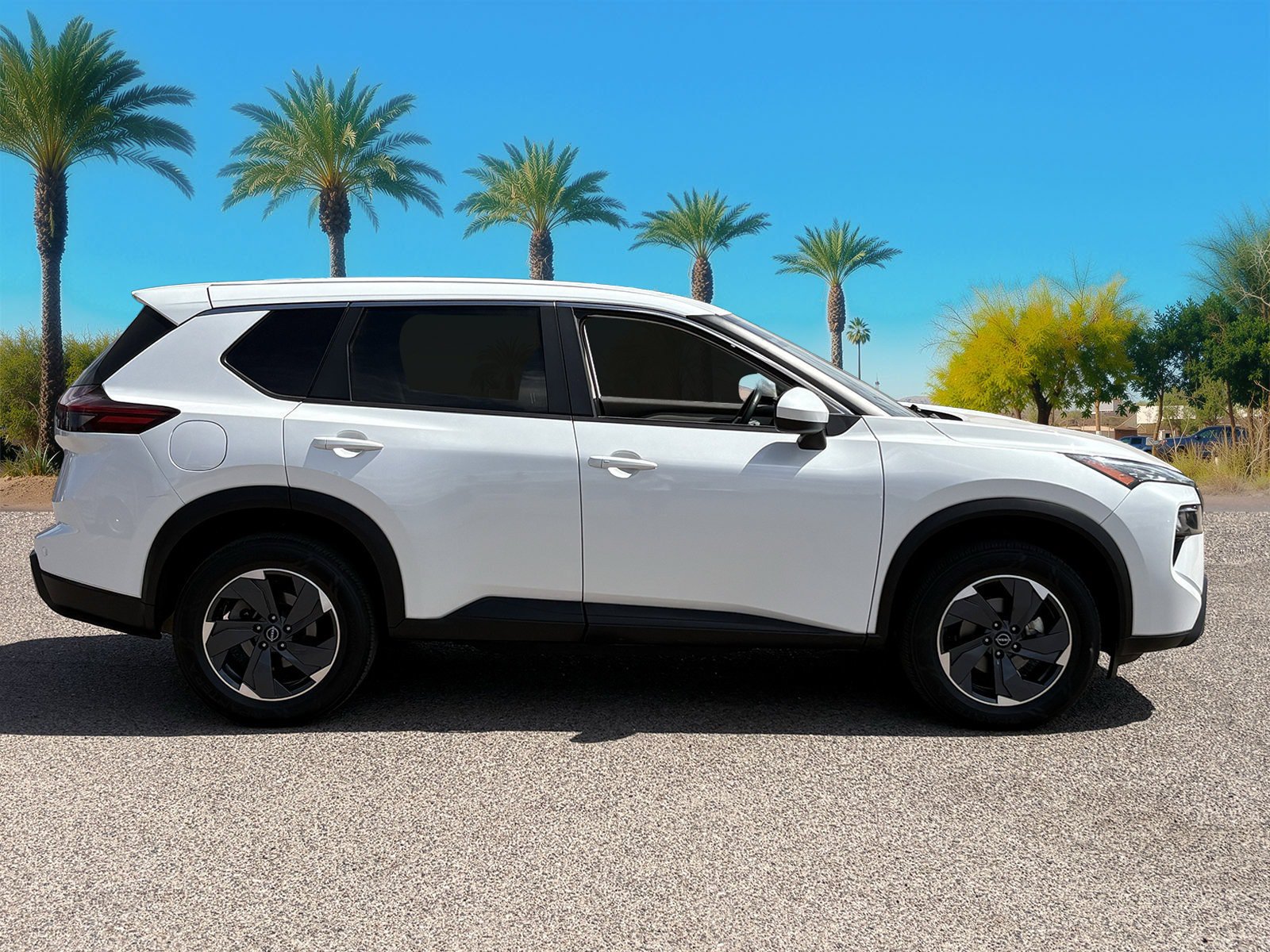 Used 2025 Nissan Rogue SV AWD/4WD image 7