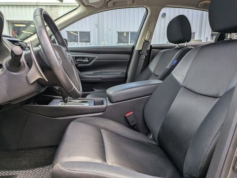 Used 2016 Nissan Altima 2.5 SR FWD image 20