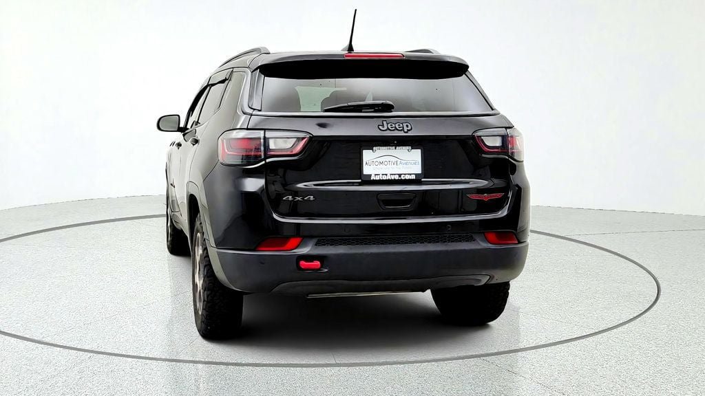 Used 2022 Jeep Compass Trailhawk w/ Trailhawk Elite Group AWD/4WD image 6