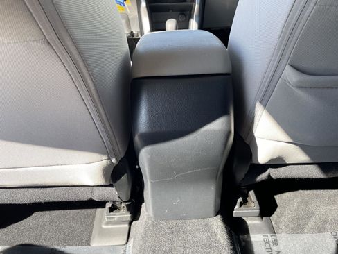 Used 2018 Subaru Forester 2.5i Premium w/ All-Weather Package image 25