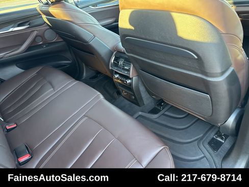 Used 2015 BMW X5 xDrive35d image 47