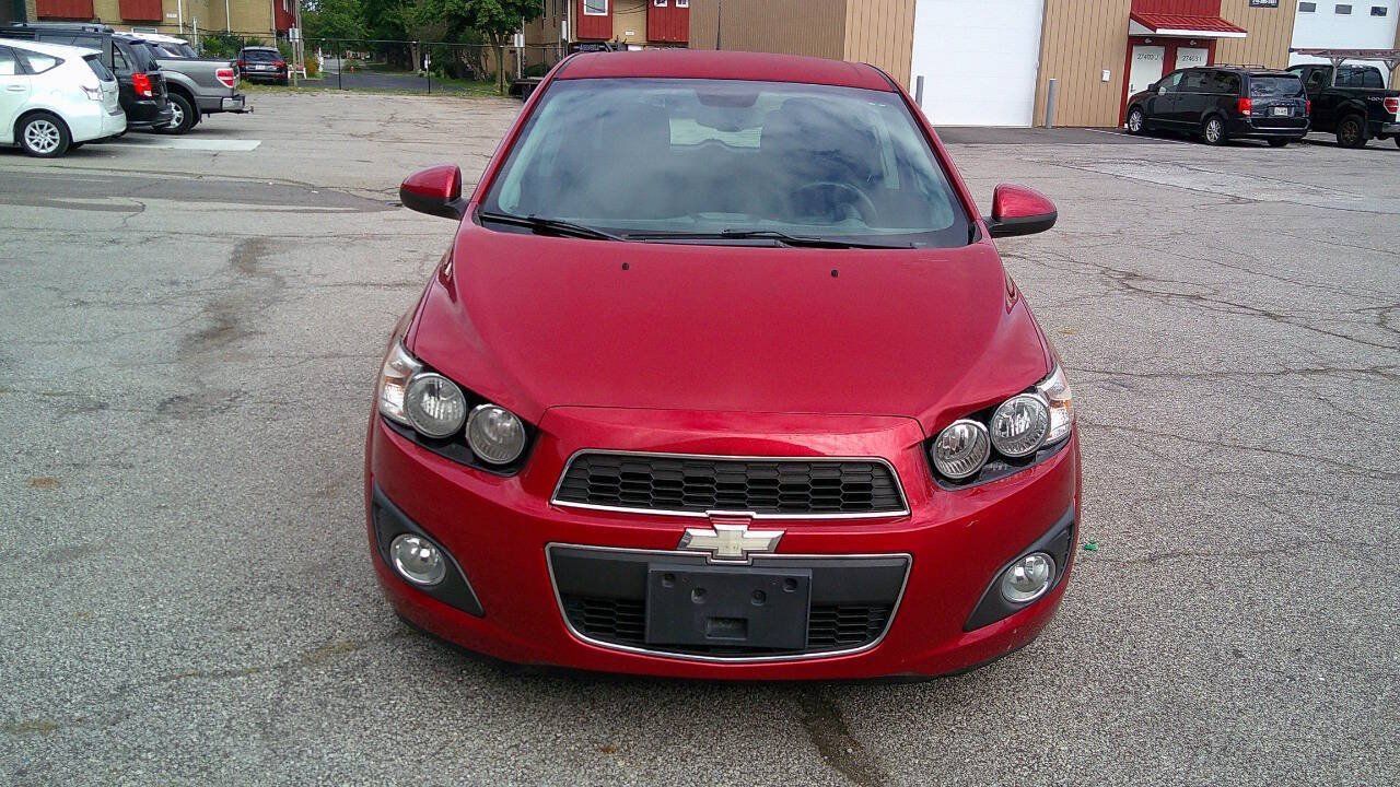Used 2012 Chevrolet Sonic LT FWD image 2