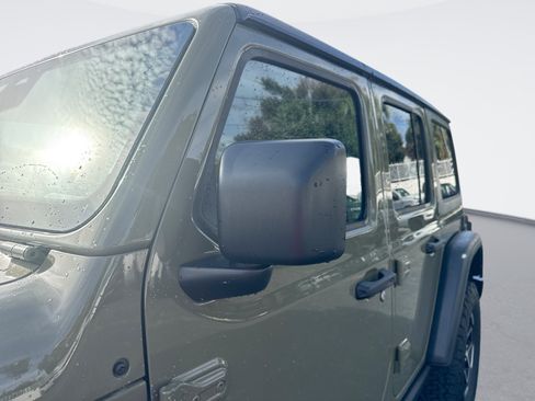 Used 2026 Jeep Wrangler Unlimited Rubicon AWD/4WD image 12